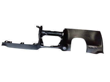 OSŁONA OBUDOWA KONSOLI ROŹDZIELCZEJ VOLVO XC40 31442616