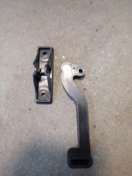 Klamka szyby bocznej - PRAWA do MF-3/4 07368171