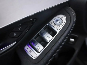Mercedes GLC C253 SUV Facelifting 2.0 220d 194KM 2020 Mercedes GLC 220 d 194 KM 4x4 Pakiet AMG LEDy ILS, zdjęcie 4
