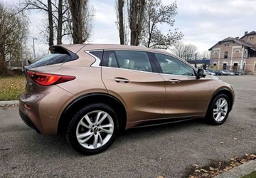 Infiniti Q30 1.6T 122KM 2016 Infiniti Q30 Infiniti Q30 1.6t Premium 1.6 Benzyna 122KM