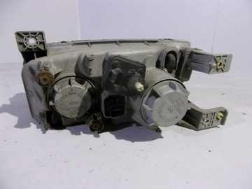 HYUNDAI TRAJET SVĚTLO PRAVÁ PŘEDNÍ