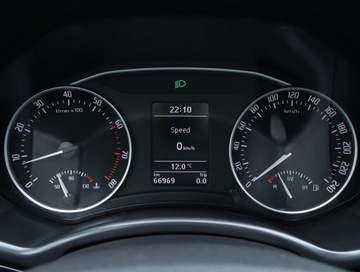 Skoda Octavia II Hatchback Facelifting 1.8 TSI 160KM 2009 Skoda Octavia 1.8 TSI, Salon Polska, Skóra, Xenon, zdjęcie 10