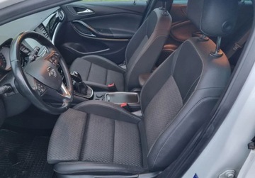 Opel Astra K Sports Tourer 1.6 CDTI 160KM 2018 Opel Astra 1.6D 160PSZadbanhy Bezwypadkowy Po oplatach Serwis ASO Polecam, zdjęcie 9