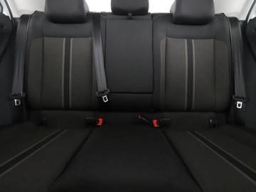 Volkswagen T-Roc I SUV 1.0 TSI 115KM 2018 Volkswagen T-Roc navi klima auto grzane fotele, zdjęcie 17