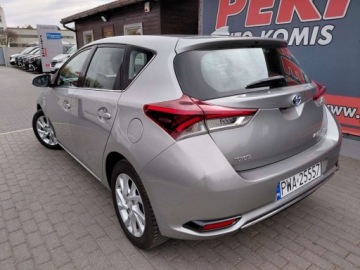 Toyota Auris II 2015 Toyota Auris Kamera Klimatronik Sensor Automat Hybryda 1.8 Hybryda 99KM, zdjęcie 4