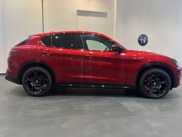Alfa Romeo Stelvio SUV Facelifting 2023 2.0 GME Turbo 280KM 2025 ALFA ROMEO Stelvio Veloce Q4 Suv 2.0 (280KM) 2025, zdjęcie 4