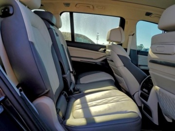 BMW X7 2025 BMW X7 M60i 2025 4.4 Benzyna 523KM, zdjęcie 11