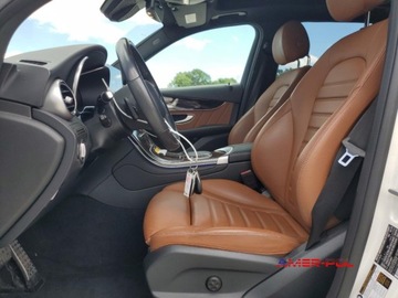 Mercedes GLC C254/X254 2022 Mercedes-Benz GLC 2022 r.,2,0L 300 4MATIC 2.0 Benzyna 255KM, zdjęcie 7