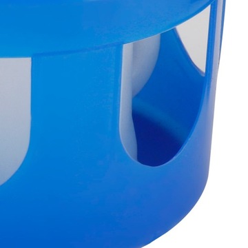 Автоматическая кормушка для голубей большой вместительности.