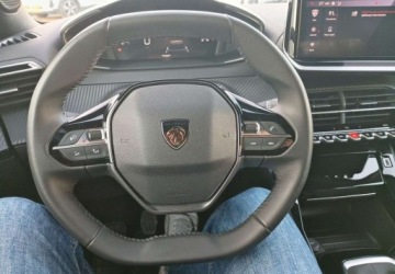 Peugeot 2008 II SUV 1.2 PureTech 100KM 2023 Peugeot 2008 PureTech 100 Allure SS BVM6 SalonPL FVat Dobrze Wyposazony Od, zdjęcie 17