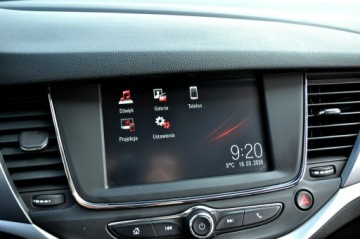 Opel Astra K Sports Tourer 1.0 Turbo 105KM 2017 Opel Astra Sports Tourer 1.0 105 KM Climatronic, zdjęcie 20