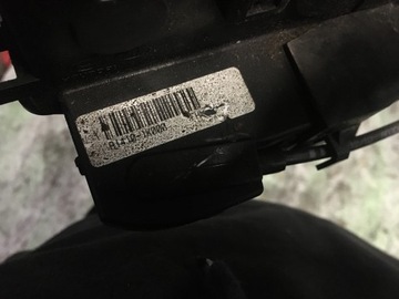 HYUNDAI IX20 10-19 ZÁMEK DVEŘE LEVÝ ZADNÍ 4 PIN EVROPA