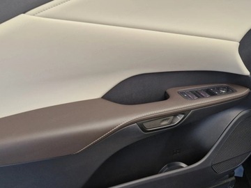Lexus RX V 2.5 450h+ 309KM 2025 Od ręki - F Sport Design 2.5 Hybrid Plug-in 309KM | Podgrzewane fotele!, zdjęcie 6
