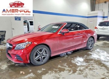 Mercedes Klasa C W205 2019 Mercedes-Benz Klasa C 300 4Matic 2019 2.0 Benzyna 255KM