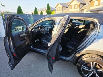 Volvo XC40 Crossover 2.0 D3 150KM 2019 Volvo XC 40 ___R-Design___2.0D3 150KM Virtual LED Skora Alcantara HarmanKa, zdjęcie 18