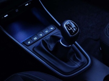 Hyundai Bayon SUV 1.0 T-GDI 100KM 2022 Hyundai Bayon 1.0 Benz Bogate wyposazenie Benzyna 101KM, zdjęcie 21