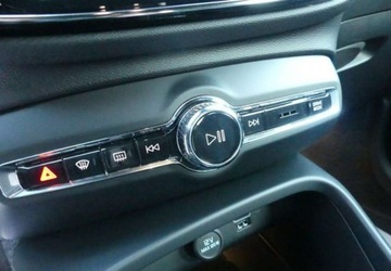 Volvo XC40 Crossover 2.0 T4 190KM 2020 Volvo XC 40 Volvo XC40 XC40 T4 AWD R-Design Navi Kamera RfK Leder F. VAT23, zdjęcie 6