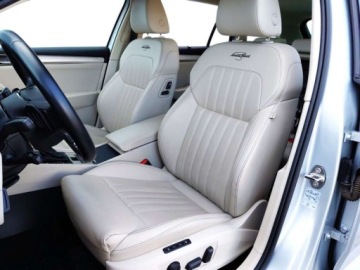 Skoda Superb III Kombi Facelifting 2.0 TSI 190KM 2022 Skoda Superb 2.0TSI 190KM LK DSG SalonPL SerwisASO Kessy Acc Matrix Virtua, zdjęcie 8
