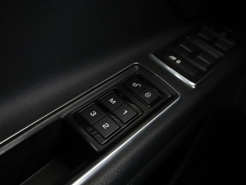 Jaguar XF II Sedan 2.0 i4D 163KM 2015 Jaguar XF 20d Automat Prestige Panorama Tempomat, zdjęcie 36