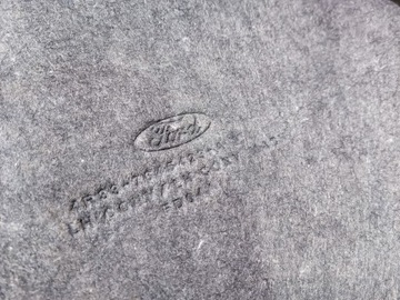 Boczek bagażnika lewy Ford Mustang Cabrio 2005-2009