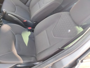 Renault Clio IV Hatchback 5d ENERGY TCe 99g 90KM 2015 Renault Clio RENAULT CLIO 900 TCE benzyna zarejestrowane w kraju Benzyna, zdjęcie 8