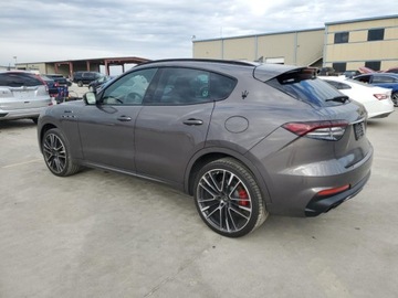 Maserati Levante 2022 Maserati Levante Modena 2022 3.8l 3.8 Benzyna 550KM, zdjęcie 1