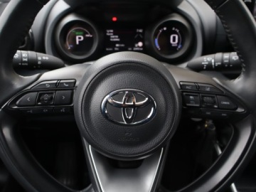 Toyota Yaris IV Hatchback 1.5 Hybrid Dynamic Force 116KM 2022 Toyota Yaris 1.5 VVT-i Hybrid, Salon Polska, zdjęcie 17