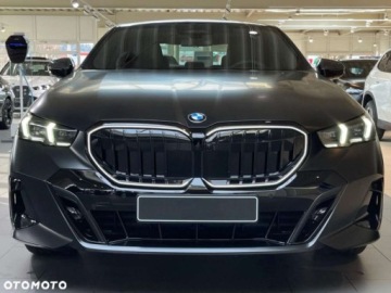 BMW Seria 5 G90-91 2025 BMW Seria 5 BMW Seria 5 3.0 Diesel 303KM, zdjęcie 1