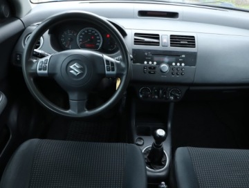 Suzuki Swift IV Hatchback 5d 1.3 92KM 2005 Suzuki Swift 1.3, Serwis ASO, GAZ, Klima,ALU, zdjęcie 6