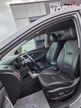 Hyundai i30 II Wagon 1.6 CRDi 110KM 2013 Hyundai i30 1.6 CRDI 110KM Xenon Panorama PDC Skory Serwis Oplacony 1.6, zdjęcie 8