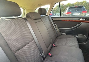 Toyota Avensis I Kombi 1.8 129KM 2003 Toyota Avensis Polski salon 1.8 Benzyna 129KM, zdjęcie 11