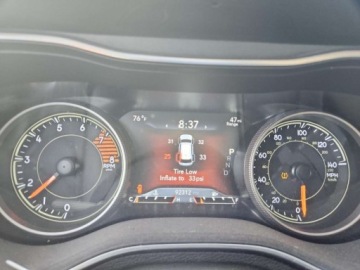 Jeep Cherokee V 2019 Jeep Cherokee 2019 r. ,3,2L LIMITED 3.2 Benzyna 271KM, zdjęcie 6