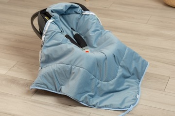 OTULACZ DO FOTELIKA VELVET XL SPACER NIEBIESKI