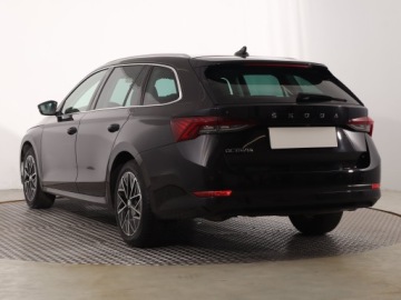 Skoda Octavia IV Kombi 2.0 TDI 150KM 2021 Skoda Octavia 2.0 TDI, Salon Polska, zdjęcie 3