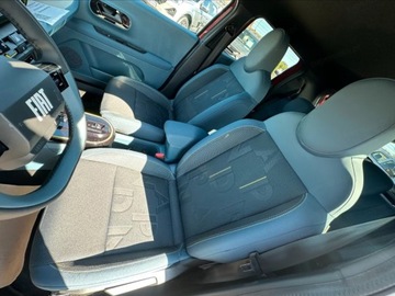 Fiat Panda III 2025 FIAT Grande Panda Icon 1.2 mHEV eDCT Suv 110KM 2025, zdjęcie 9