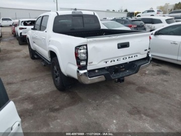 Toyota Tacoma II 2023 Toyota Tacoma 2023r., SR5 V6, od ubezpieczalni 3.5 Benzyna 278KM, zdjęcie 3