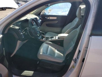 Volvo XC40 Crossover 2.0 T5 247KM 2019 Volvo XC 40 2019 VOLVO XC40 T5 MOMENTUM 2.0 Benzyna 248KM, zdjęcie 7