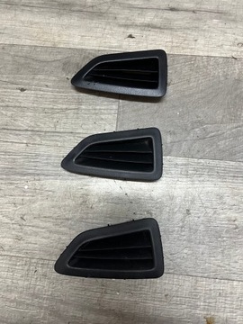 FORD FIESTA MK7 ZAŚLEPKA NAWIEWU KRATKA LEWA