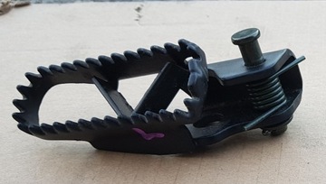 Lewy podnóżek stopka kierowcy Generic SM50 Trigger `18