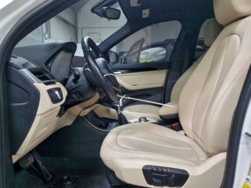 BMW X1 F48 2017 BMW X1 2017 BMW X1 XDRIVE28I 2.0 Benzyna 228KM, zdjęcie 6