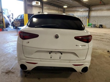 Alfa Romeo Stelvio SUV Facelifting 2.0 Turbo 280KM 2021 Alfa Romeo Stelvio TI 2021 2.0l 2.0 Benzyna 280KM, zdjęcie 2