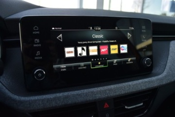 Skoda Kamiq Crossover Facelifting 1.0 TSI 115KM 2025 Skoda Kamiq SalonPL Selection Pomarancz PhoenixPakiet Winter Premium FV23, zdjęcie 16