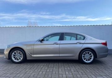 BMW Seria 5 G30-G31 2019 BMW Seria 5 BMW Seria 5 2.0 Hybryda Plug-in 184KM, zdjęcie 7