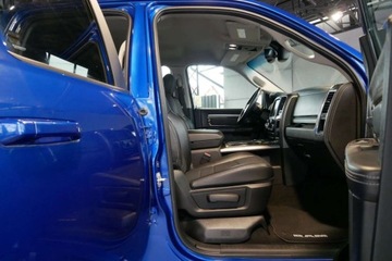 Dodge Ram IV 5.7 V8 390KM 2017 Dodge RAM 1500 4x4 5.7HEMI 390KM KamCof NaviPL Skory El.fotel Skl.lustra, zdjęcie 10