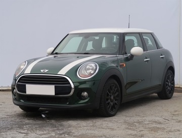 Mini Mini F56 Hatchback 5d 1.5 136KM 2017 MINI 5-door Cooper, Salon Polska, Serwis ASO, zdjęcie 1