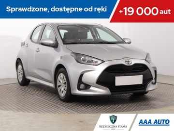 Toyota Yaris IV Hatchback 1.5 Dynamic Force 125KM 2023 Toyota Yaris 1.5 VVT-i, Salon Polska