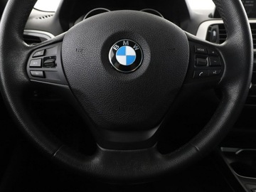 BMW Seria 1 F20-F21 Hatchback 5d Facelifting 2015 118d 150KM 2017 BMW 118 2.0d Automat Advantage Tempomat Nawigacja, zdjęcie 20