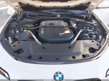 BMW Seria 7 G70 2023 BMW Seria 7 740i 2023 3.0 Benzyna 375KM, zdjęcie 8