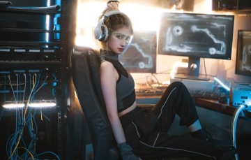 SŁUCHAWKI GAMINGOWE NAUSZNE EDIFIER HECATE G5BT RGB BT5.0