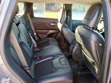 Jeep Cherokee V 2021 Jeep Cherokee Latitude Plus 2021 2.4 Benzyna 180KM, zdjęcie 11